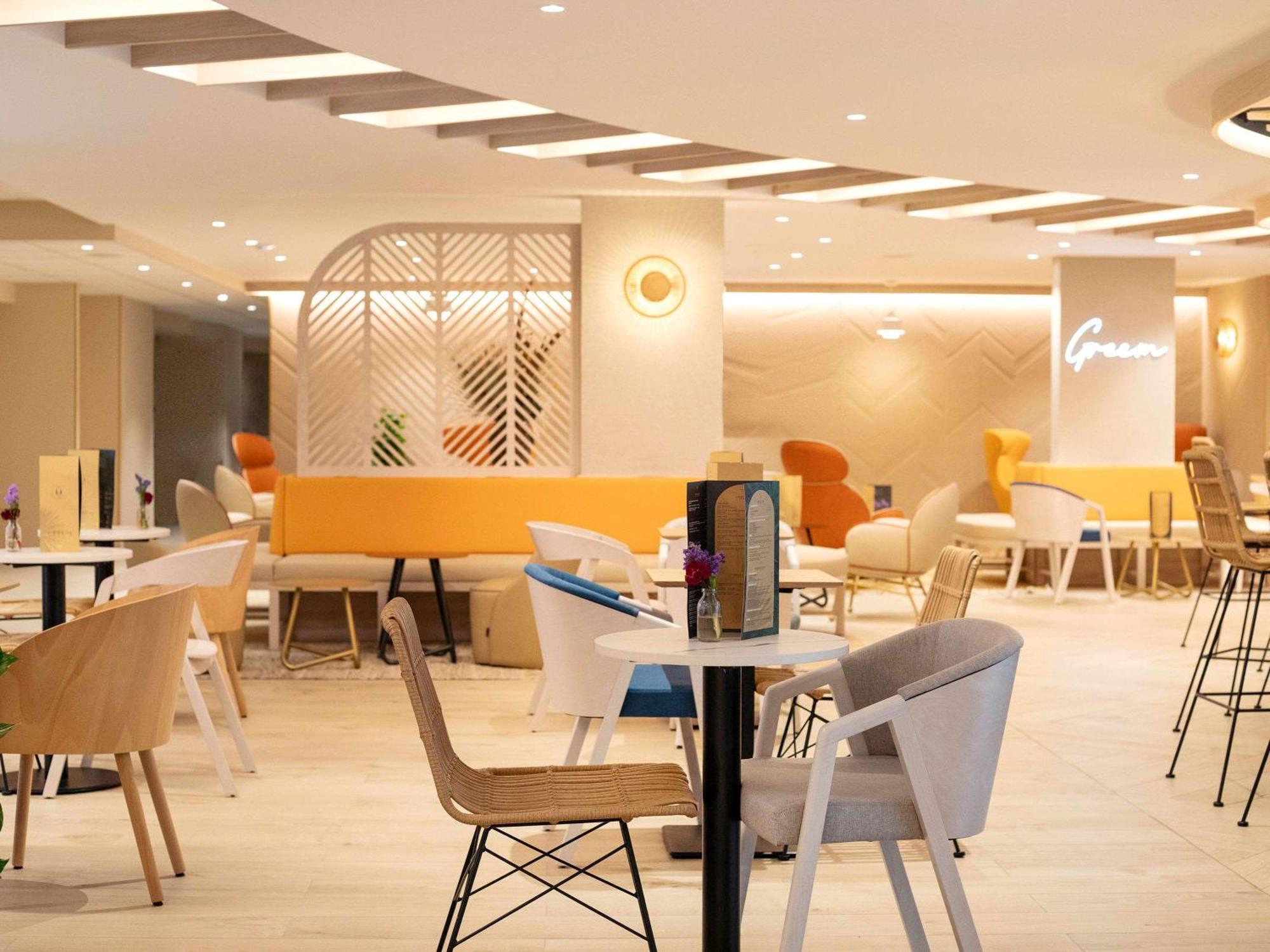 Novotel Монпелье Экстерьер фото
